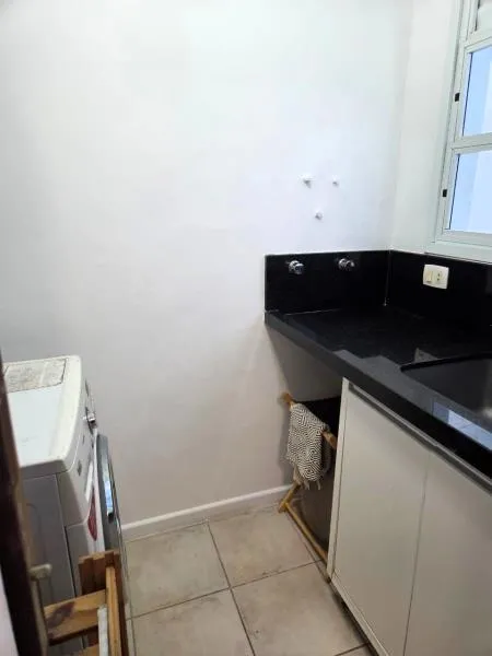 Квартира 69 м² з видом на воду та робочим місцем — photo 13