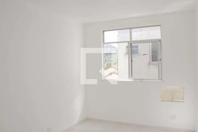 90 m² apartment with 2 bedrooms and a balcony — photo 15