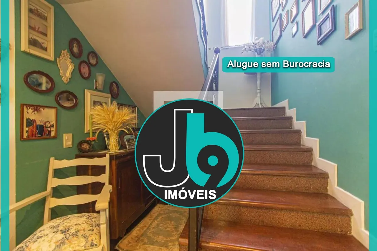 Furnished 650 m² house with 4 bedrooms and 4 bathrooms — photo 33