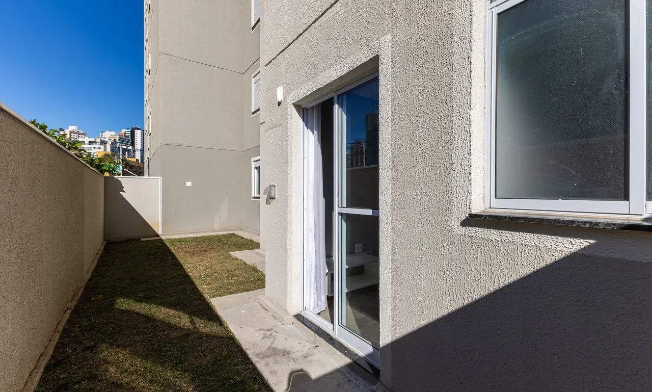 Furnished apartment, 75 m², with a glass-enclosed balcony — photo 36