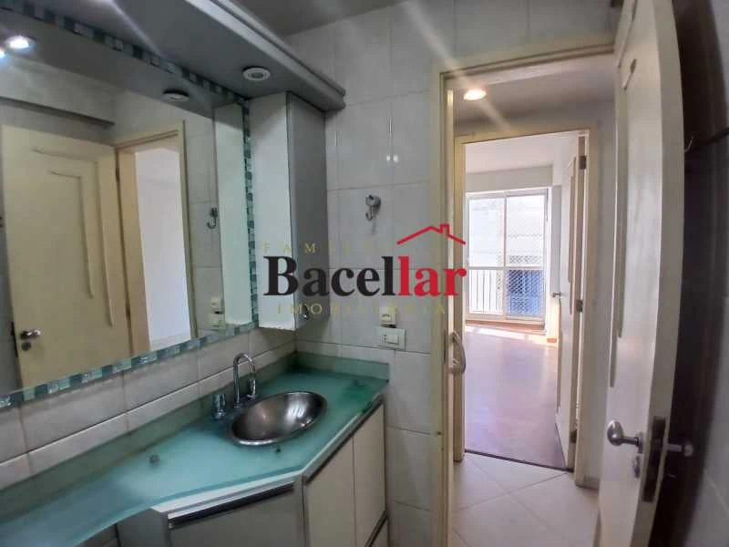 106 m² apartment with 3 bedrooms and 1 parking spot — photo 19