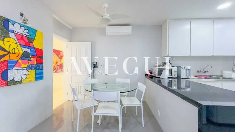 Apartment with 4 suites, 250 m² and 2 parking spots — photo 24