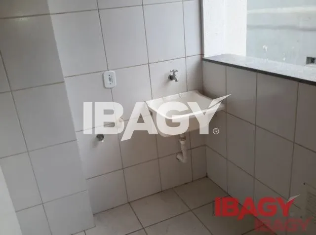 Квартира с 2 спальнями и 2 ванными — photo 13
