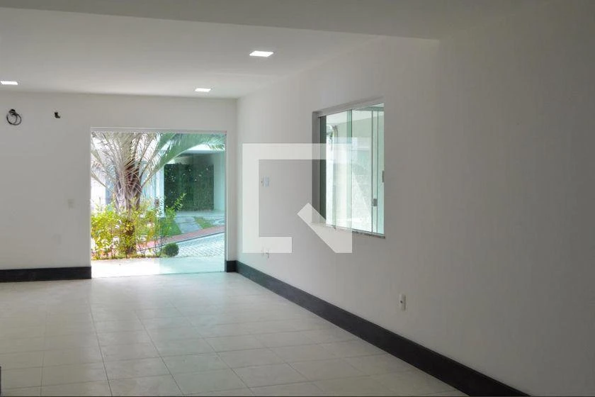 188 m² house with 4 en-suite bedrooms and 3 parking spots — photo 19
