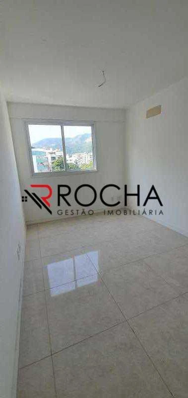 Furnished duplex penthouse with balcony and 3 en-suites — photo 12
