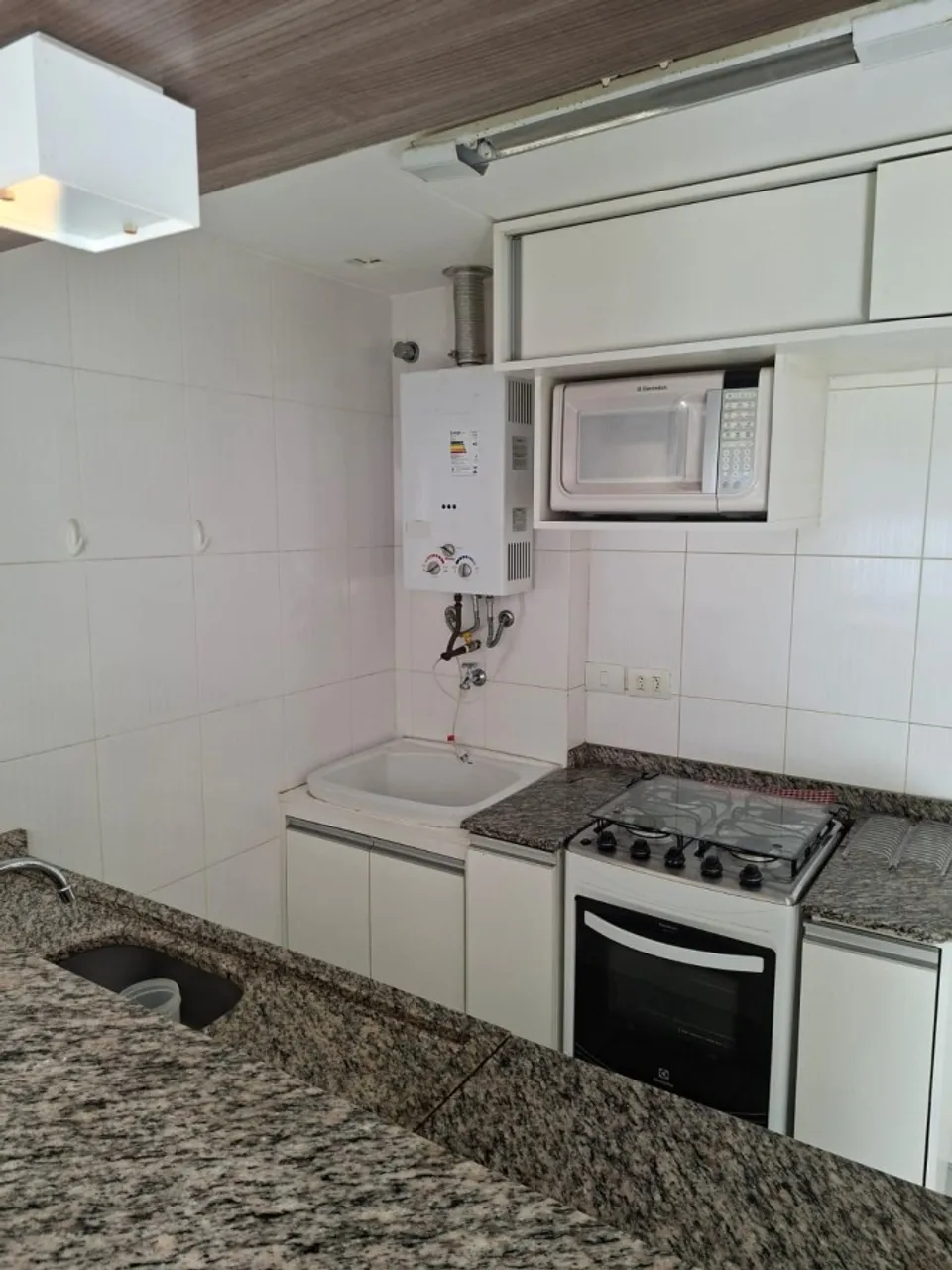 1-bedroom apartment with 1 bathroom and 1 parking spot — photo 9