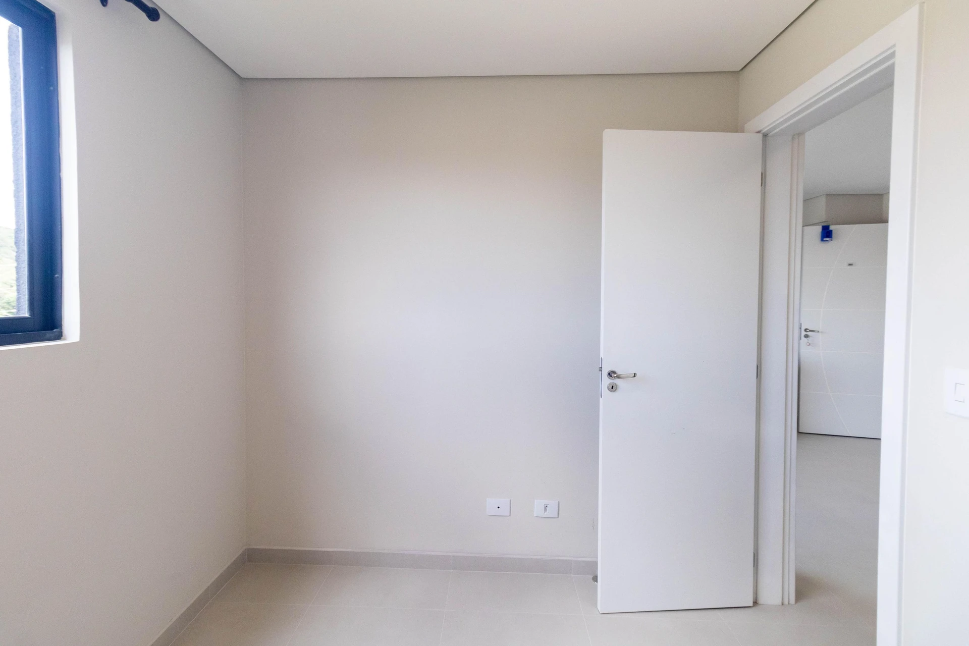 2-bedroom apartment with a home office in Curitiba — photo 11