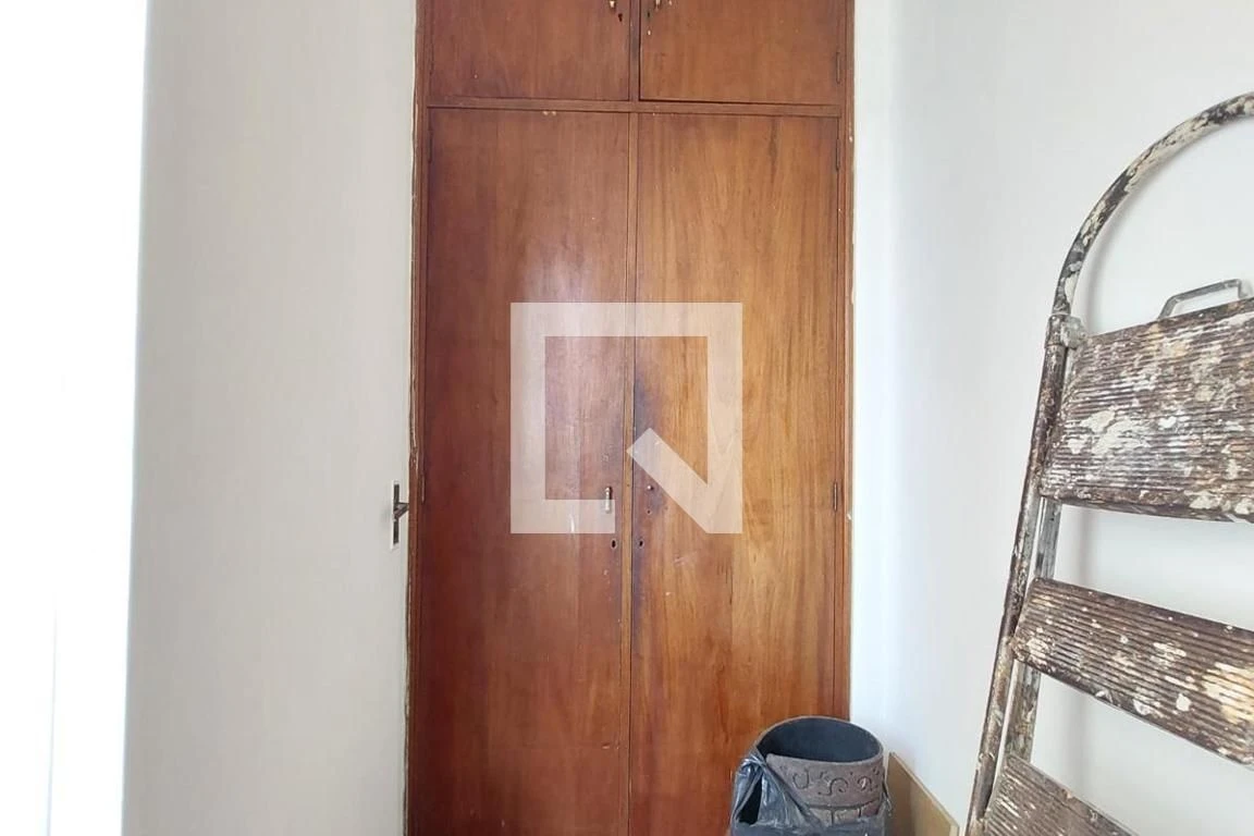2-bedroom apartment in a building with a pool — photo 65