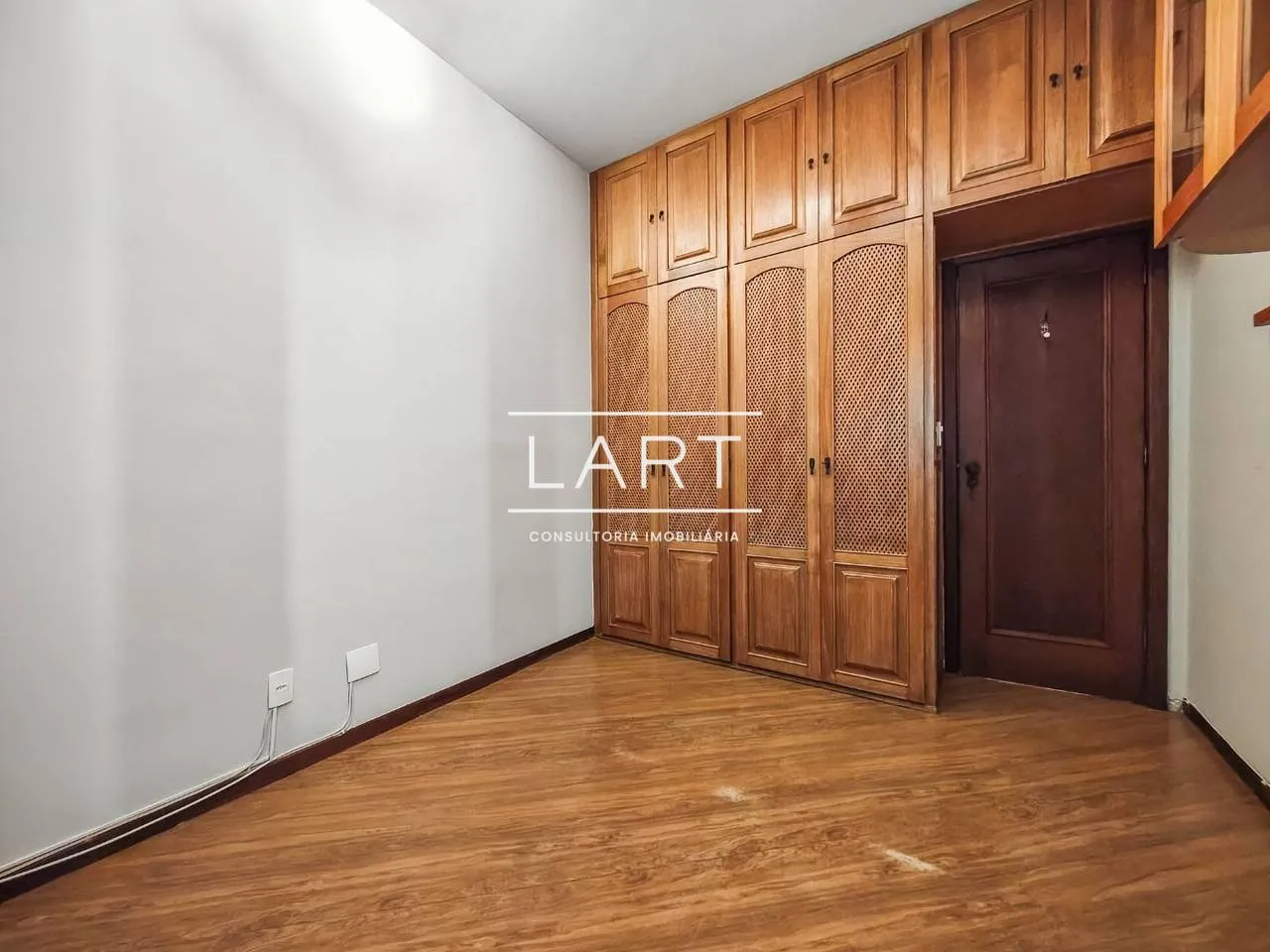 100 m² apartment with 2 bedrooms and closed gas kitchen — photo 17