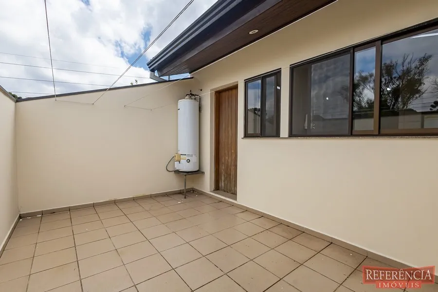 Condo house with 3 bedrooms and a closed kitchen — photo 34