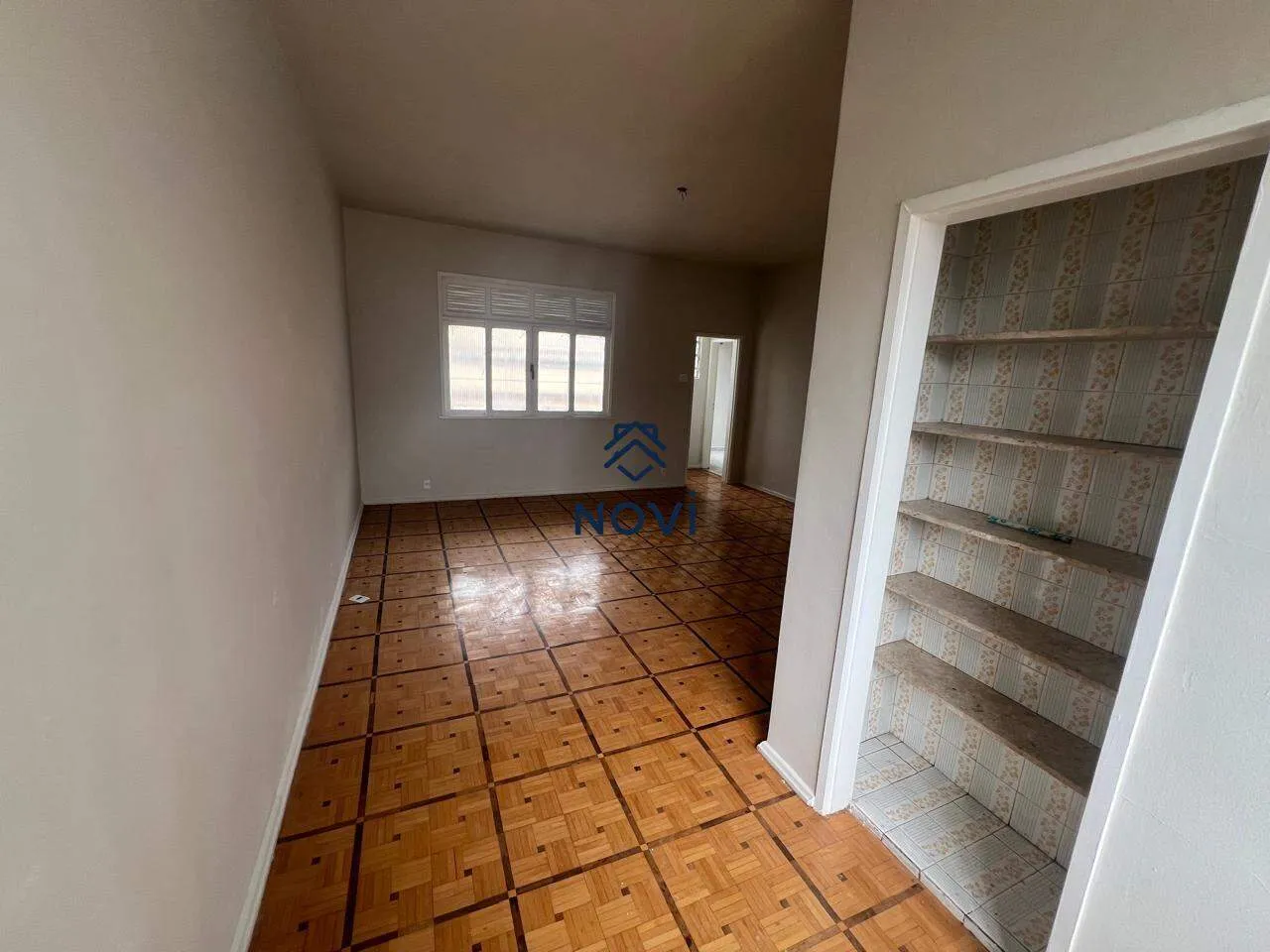 Apartamento sem mobília com 2 quartos e varanda — photo 5