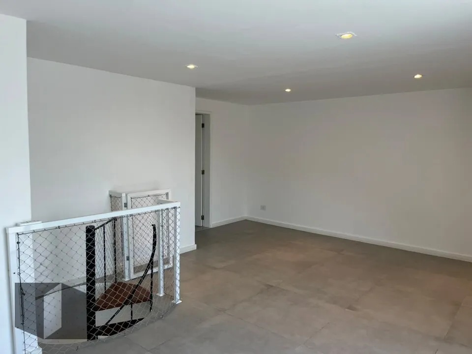 Apartment with terrace, 2 bedrooms and 2 bathrooms — photo 11