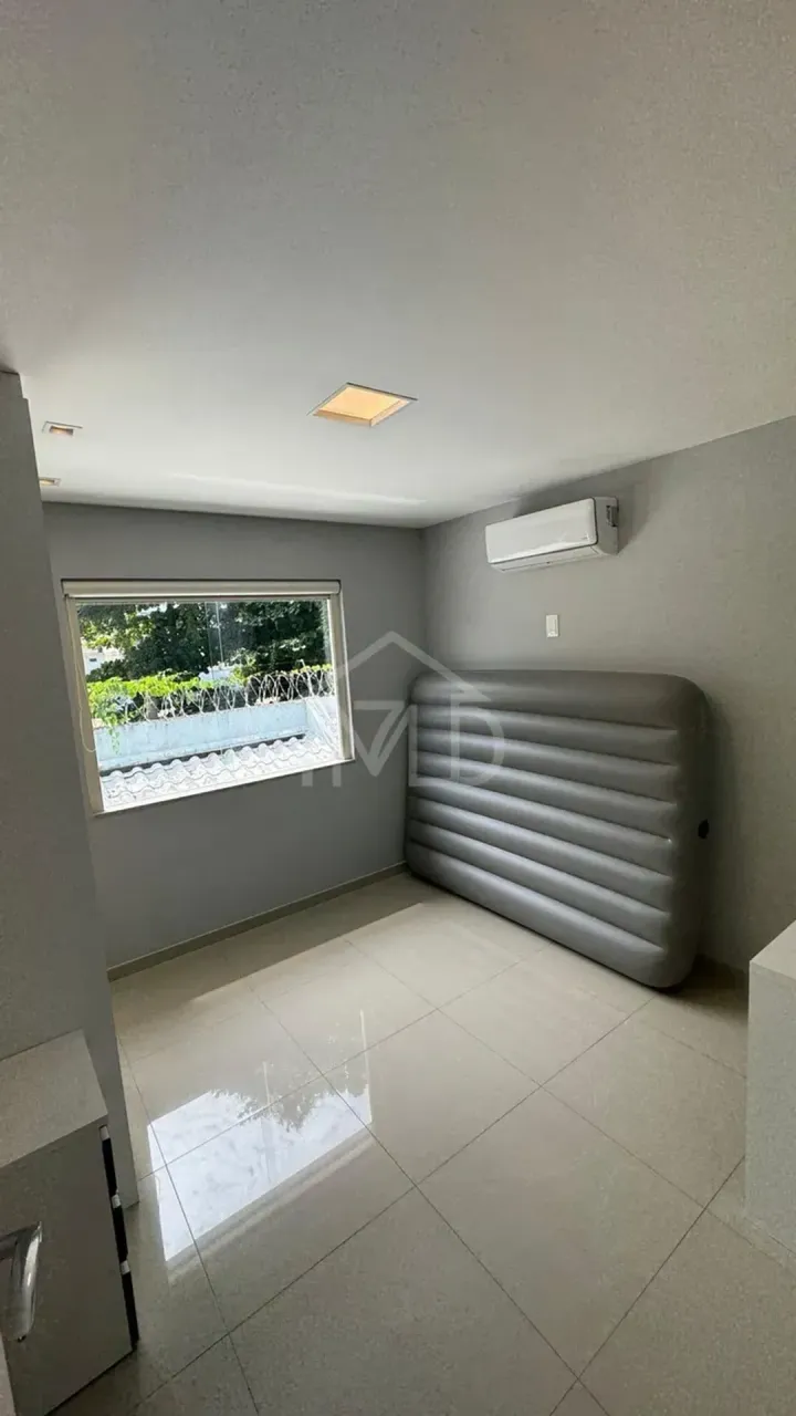 Furnished house with 4 bedrooms and 5 bathrooms, 300 m² — photo 15
