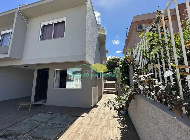 3-bedroom house with a private BBQ area — photo 6