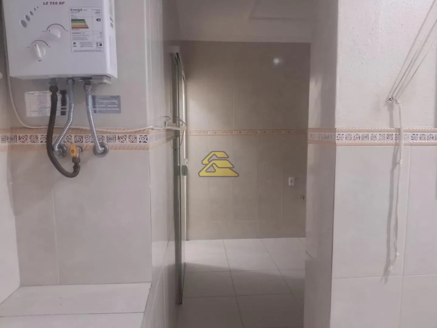 3-bedroom apartment, 1 with its own bathroom, 82 m² — photo 4