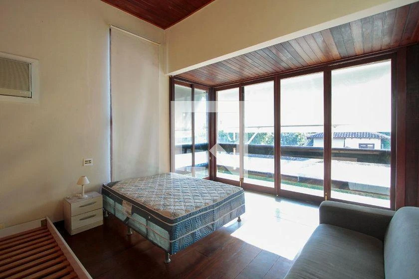Меблированный дом с 4 спальнями и 3 сьютами, 450 м² — photo 30