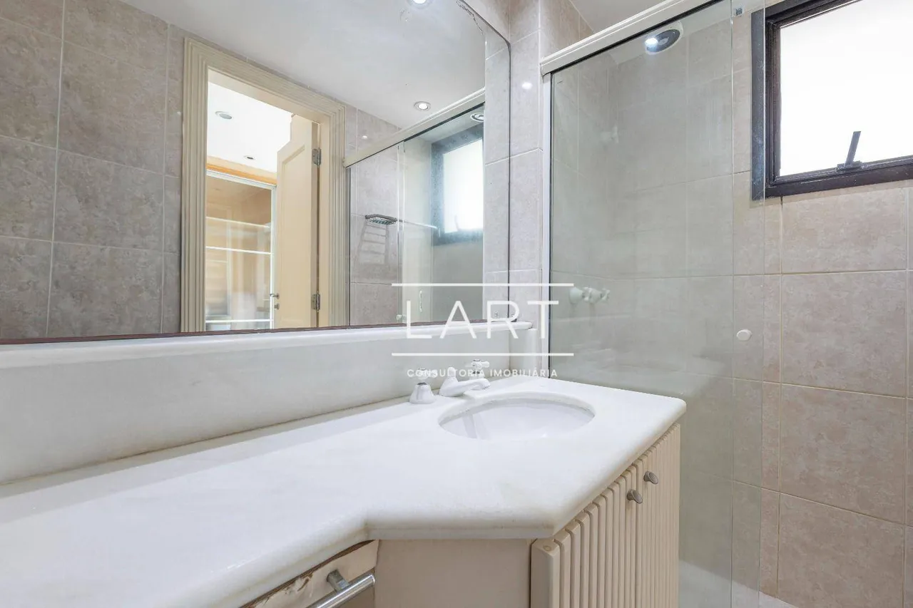 Apartamento com 3 quartos e armários embutidos — photo 16