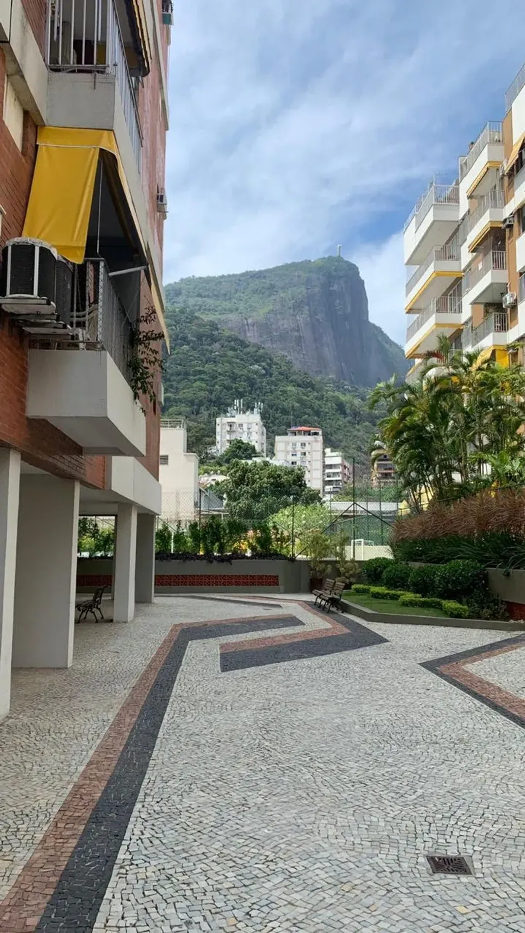 Квартира 71 м² с 1 спальней и приватным садом — photo 36