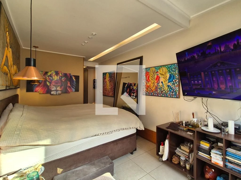 Furnished apartment with 5 en-suite bedrooms and terrace — photo 22