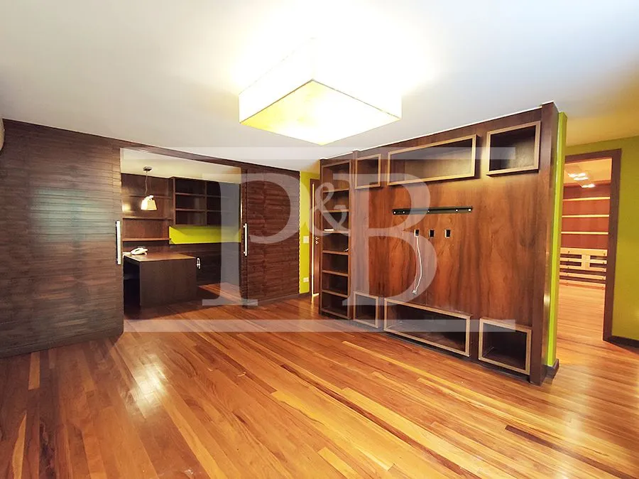 Penthouse with 4 bedrooms and 4 baths, 539 m² — photo 25