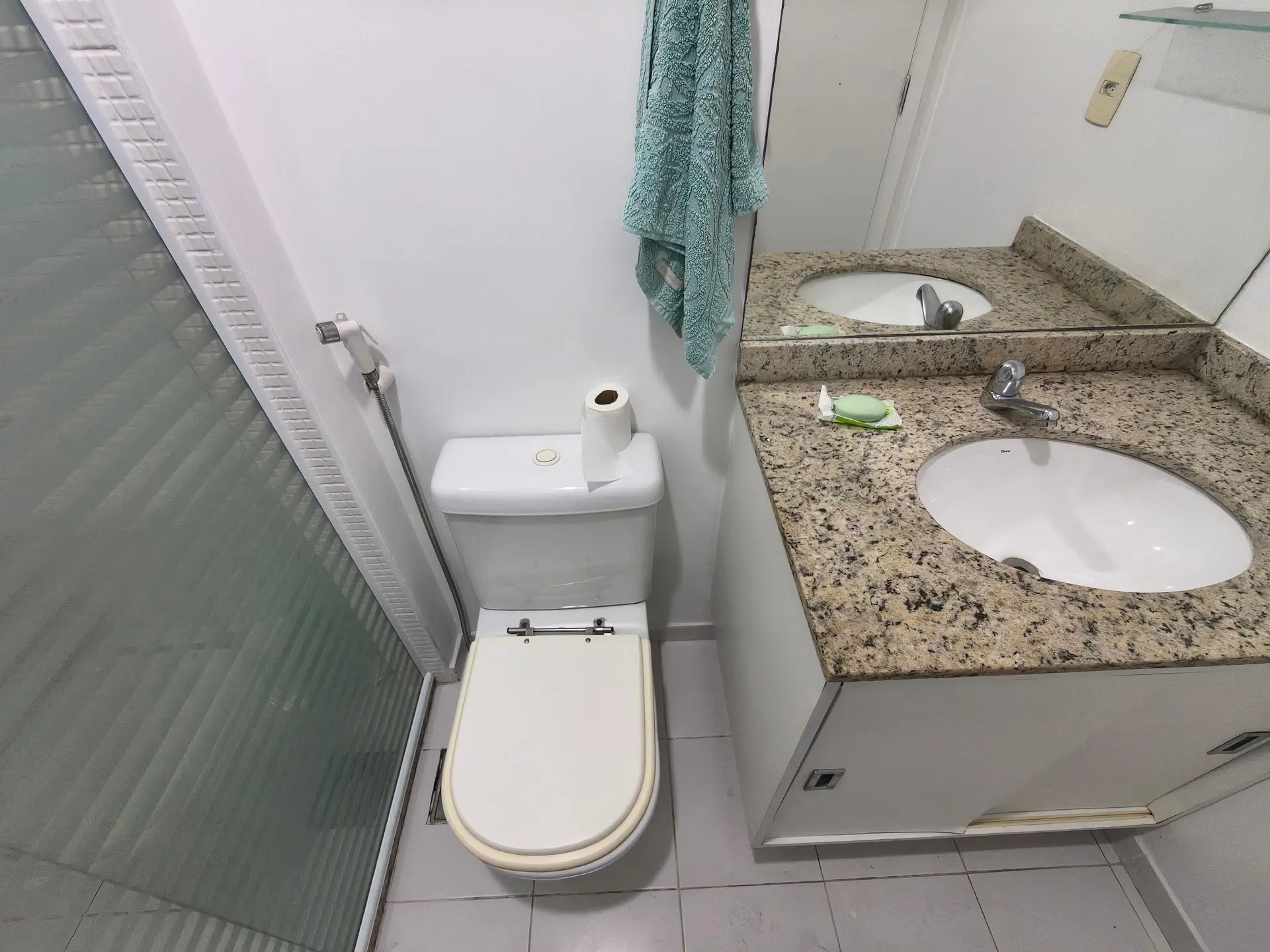 Apartamento mobiliado com 2 quartos e varanda — photo 32