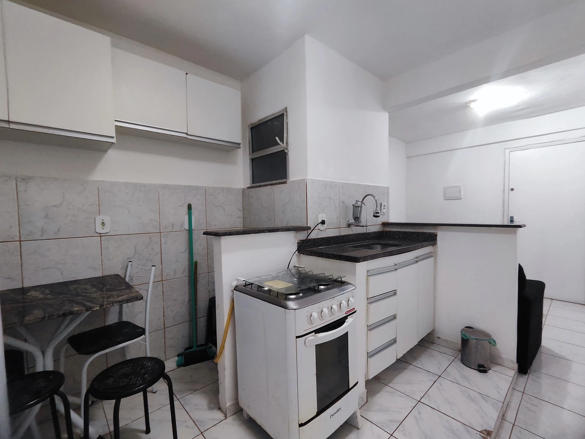 Apartamento mobiliado com 1 quarto e 1 banheiro — photo 4
