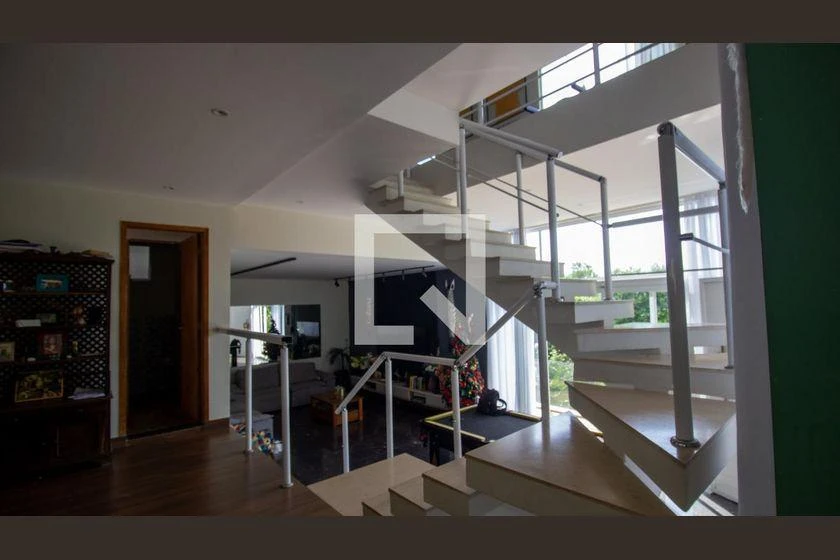 Casa para alugar com 5 quartos e varanda — photo 19