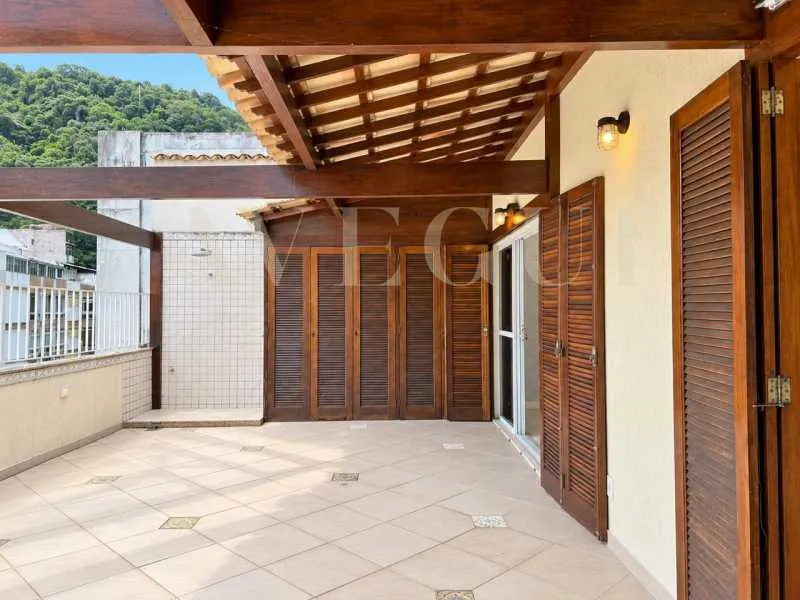 Гардеробна та 4 спальні: квартира 198 м² — photo 23