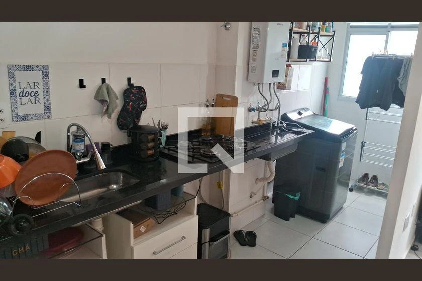 Furnished apartment, 42 m², with a home office — photo 12