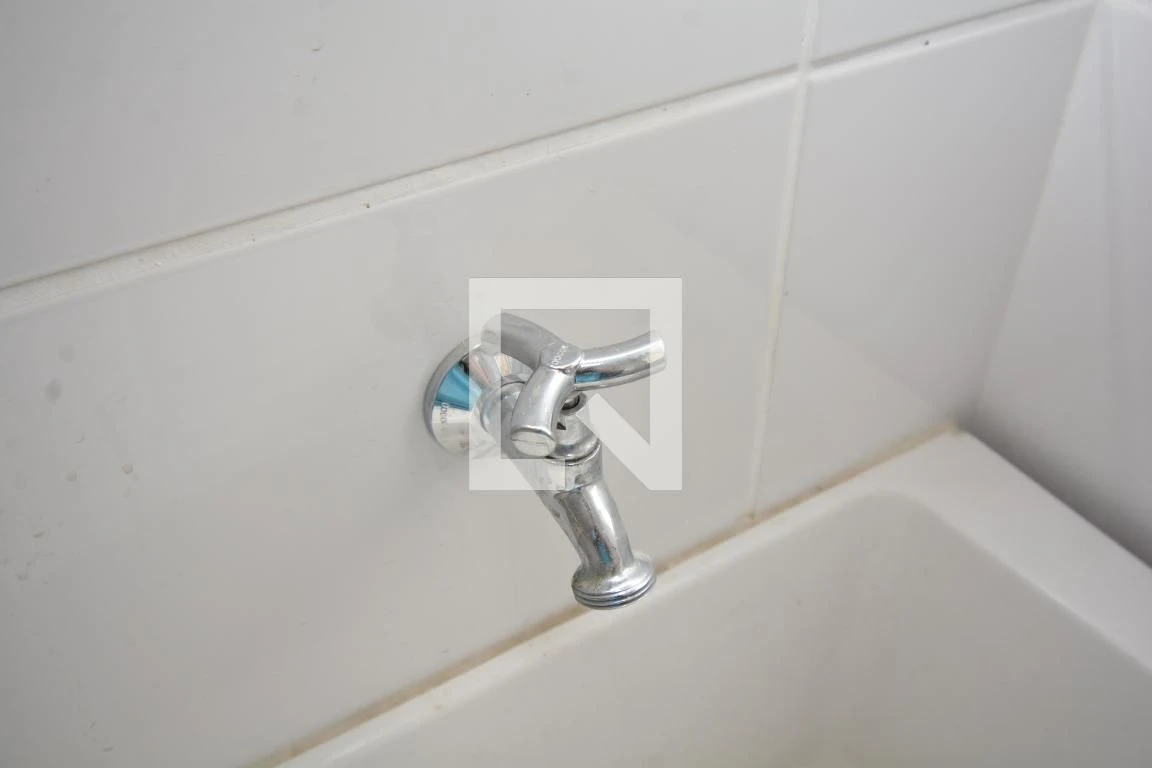 Washing machine in a one-bedroom apartment, 33 m² — photo 91