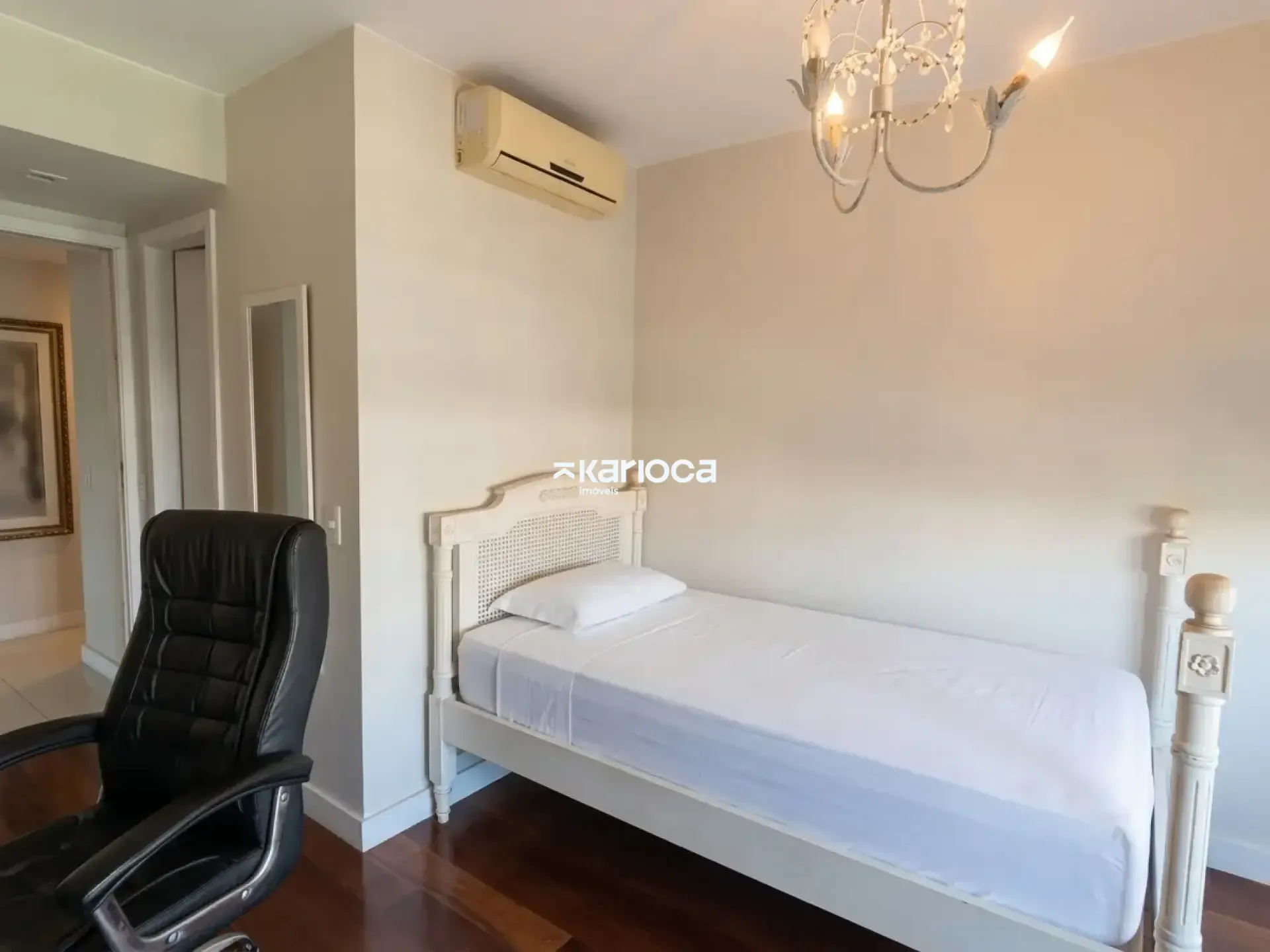 Apartamento mobiliado de 4 quartos com varanda envidraçada — photo 39