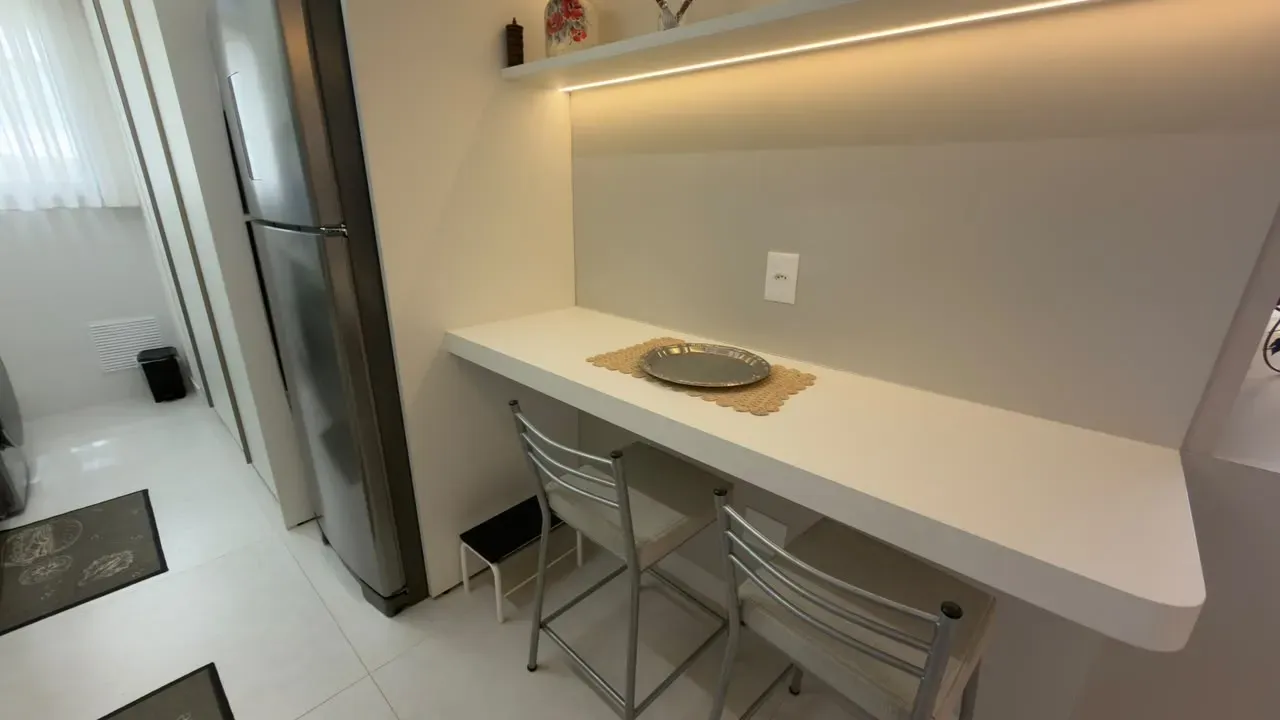 Furnished apartment with open-plan kitchen and 3 en-suites — photo 35