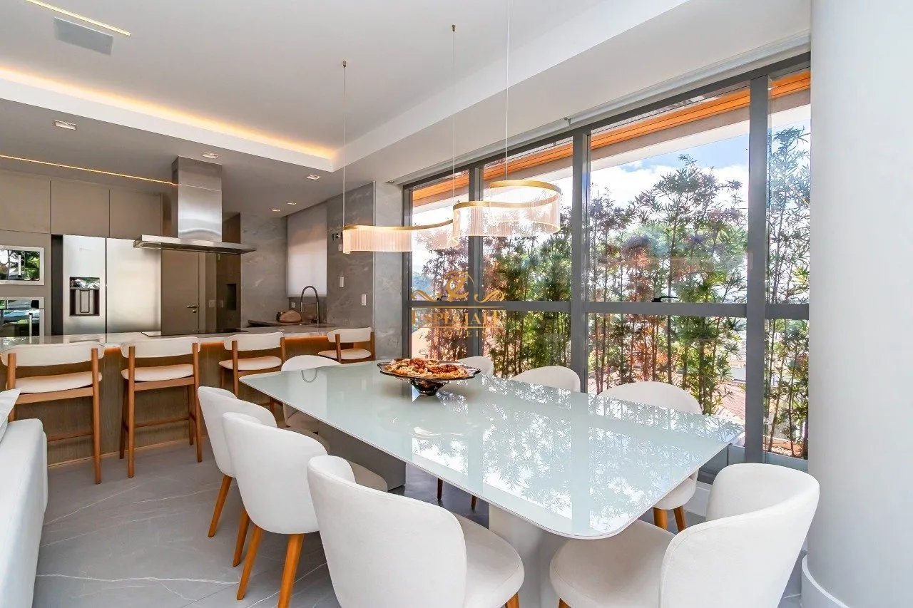 Furnished 186 m² apartment with 3 en-suite bedrooms — photo 5