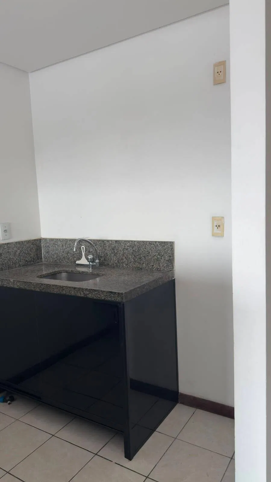 Квартира з 1 спальнею та кухнею відкритого планування 43 м² — photo 2