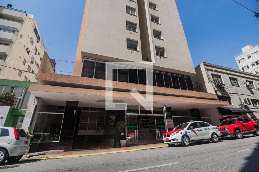 Apartamento sem mobília com 1 quarto e 1 banheiro — photo 25
