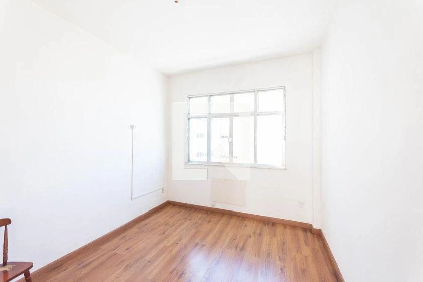 Apartamento de 2 quartos com cozinha separada e 70 m² — photo 16