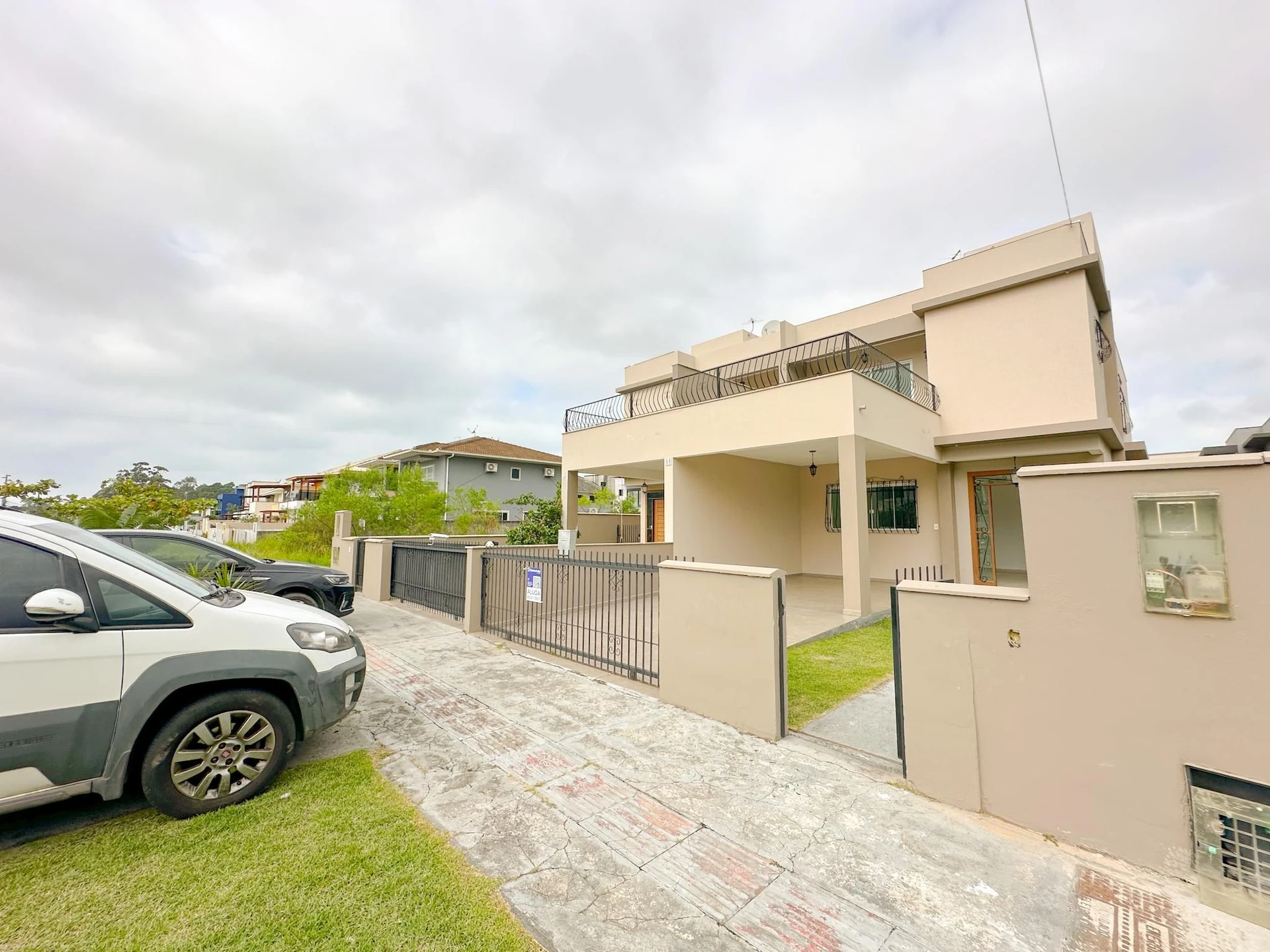 Garden in a 4-bedroom house, 194 m² — photo 20