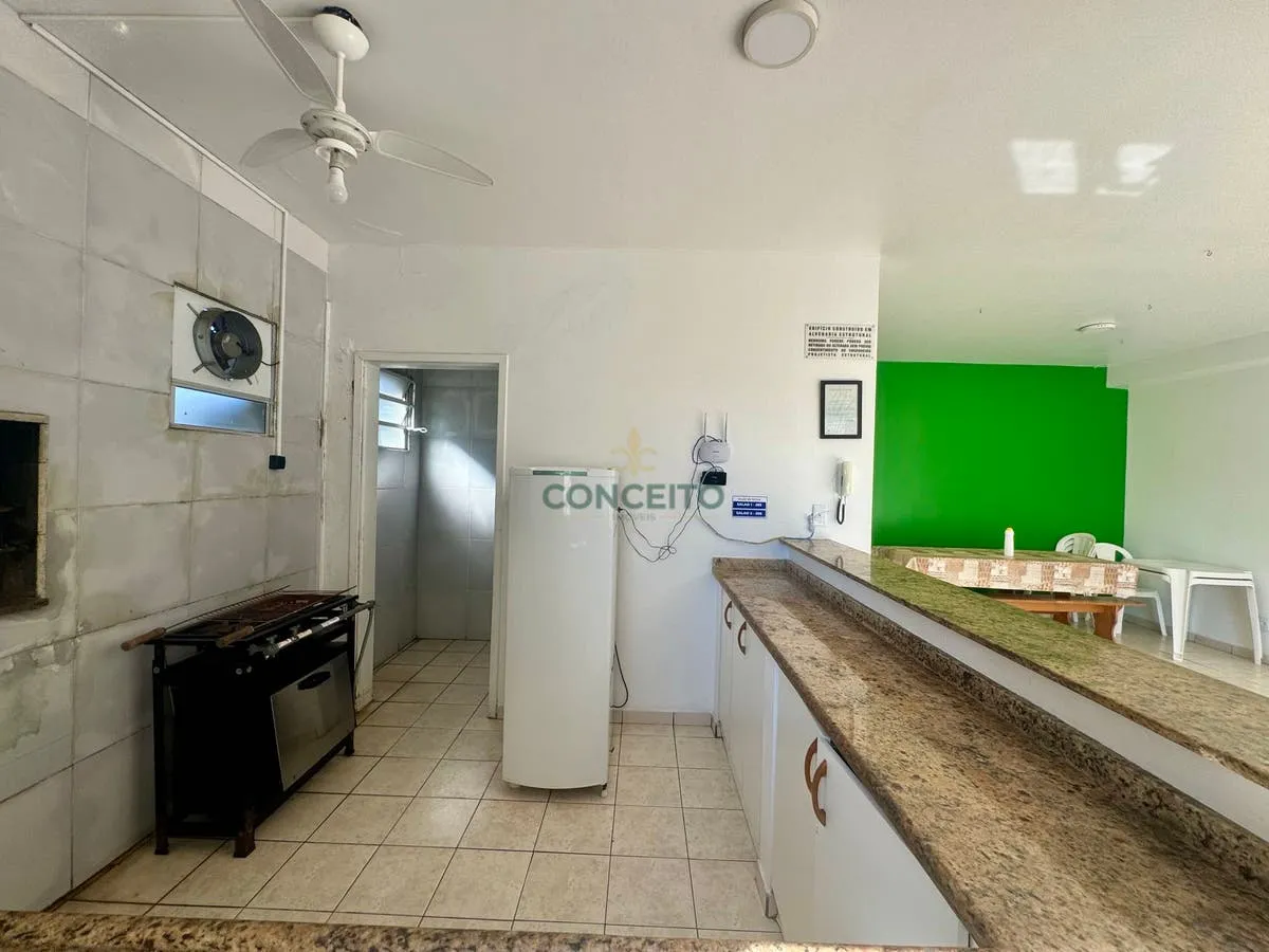 2-bedroom apartment in a building with a gym — photo 19