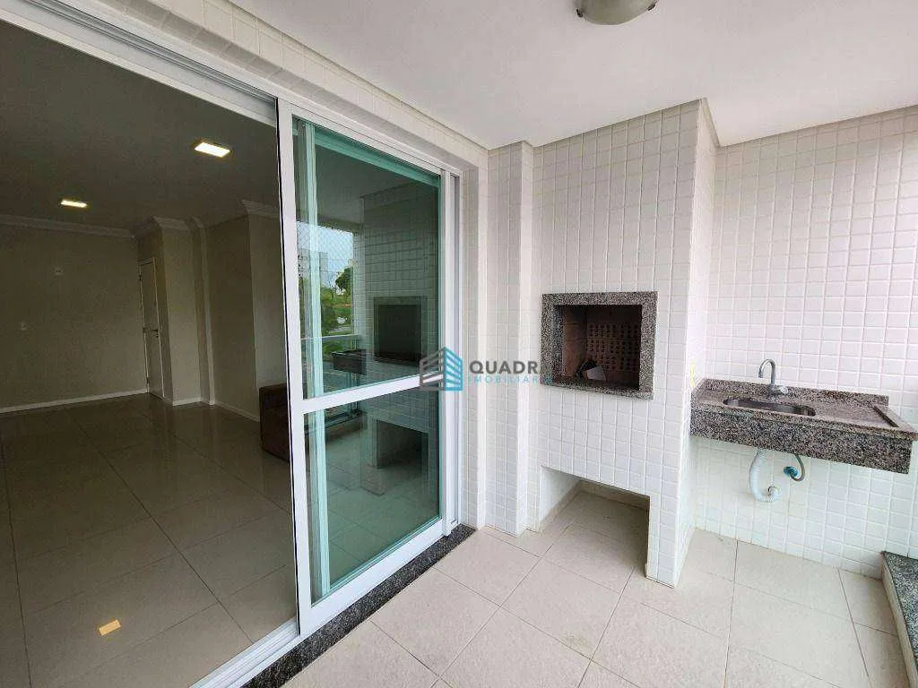 2-bedroom apartment with a home office in Florianópolis — photo 12