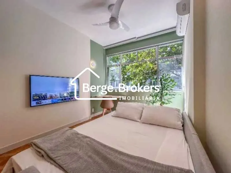 Furnished 1-bedroom apartment with open-plan kitchen — photo 4