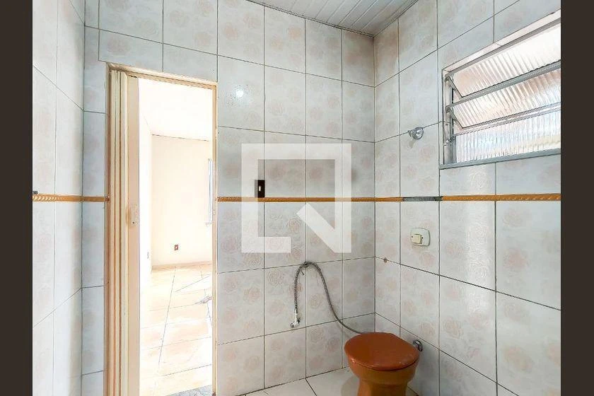 80 m² rental apartment with 2 bedrooms and enclosed kitchen — photo 49