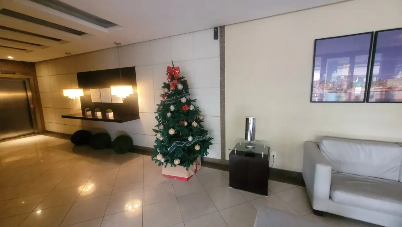 Park view in a 2-bedroom apartment, 105 m² — photo 36
