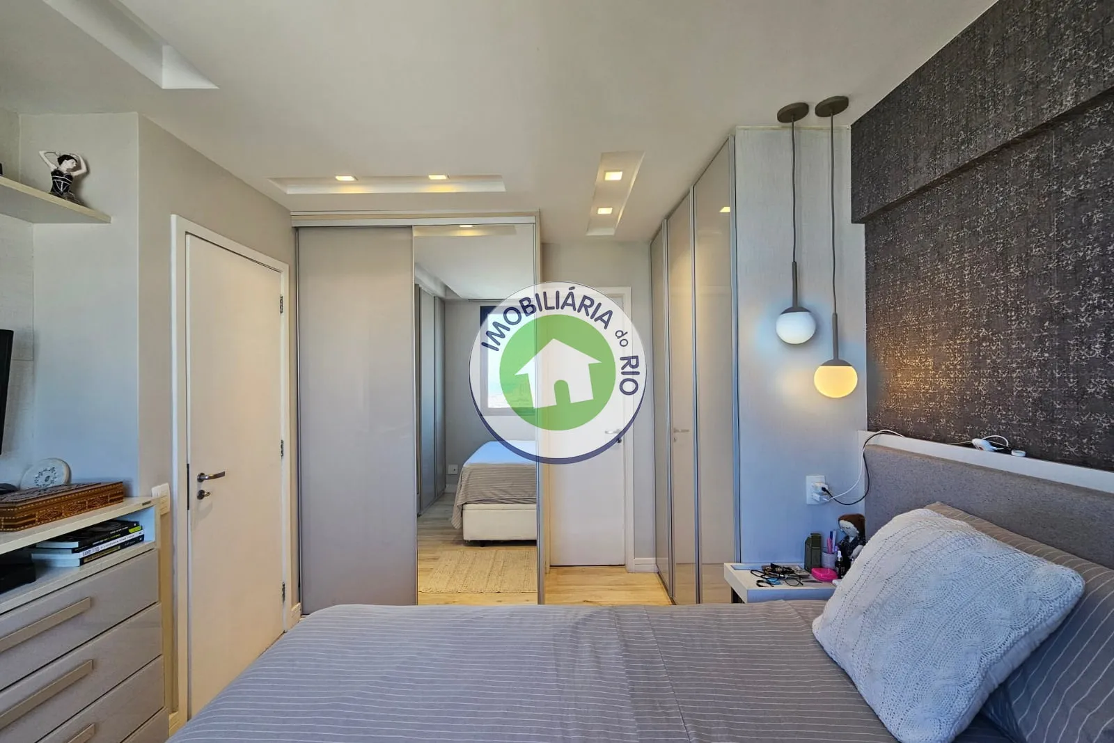 Apartment with 3 bedrooms, 4 bathrooms and a separate kitchen — photo 35
