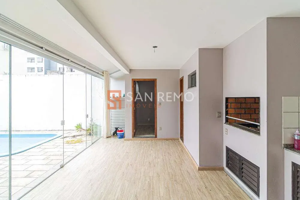 Дом с 7 спальнями, 1 с ванной и 4 парковочными местами — photo 4