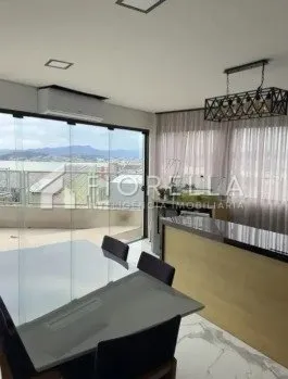 Furnished house, 620 m², with a water view — photo 8