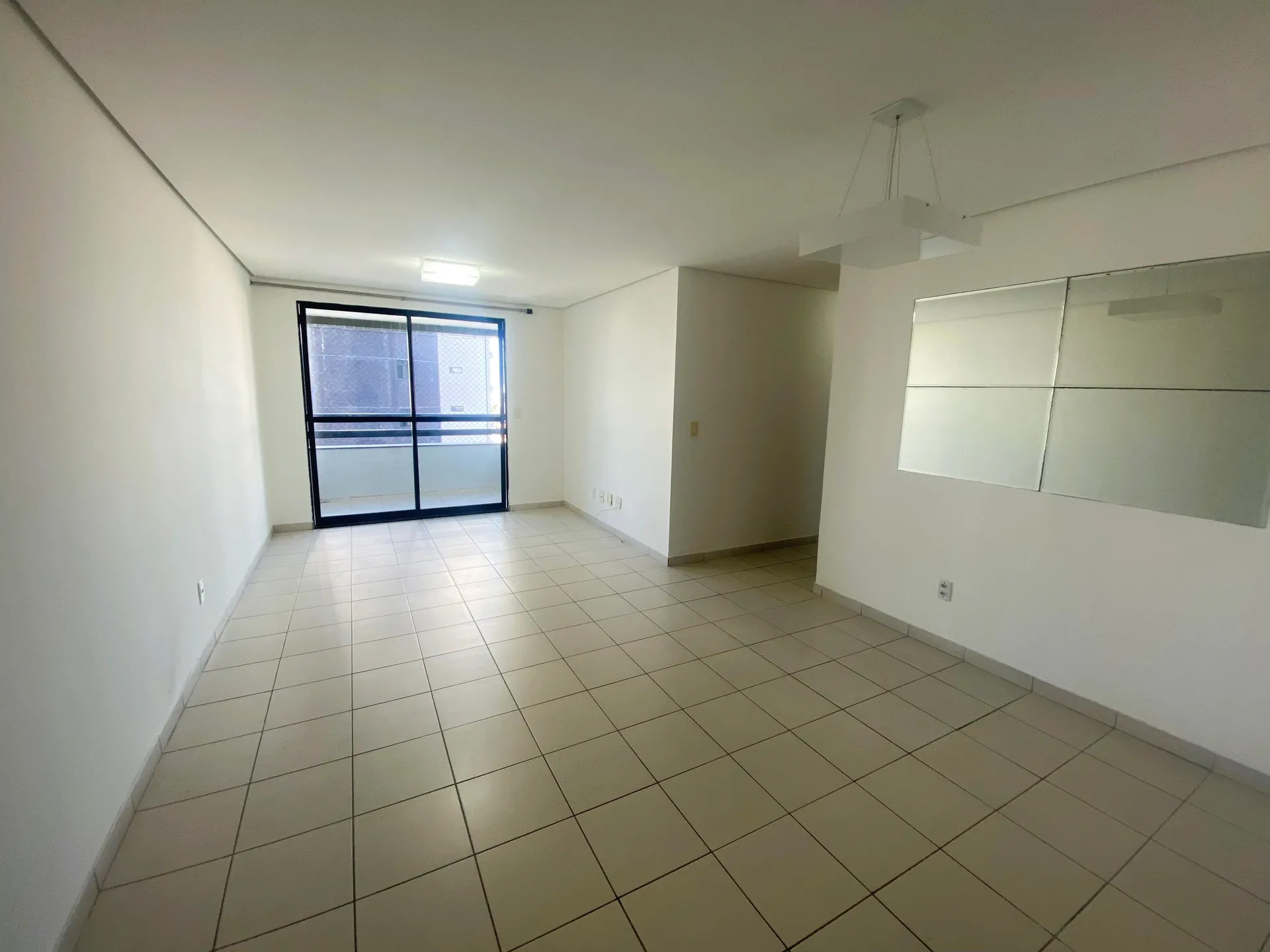 Оренда квартири з 3 спальнями, місцем і 86 м² — photo 2