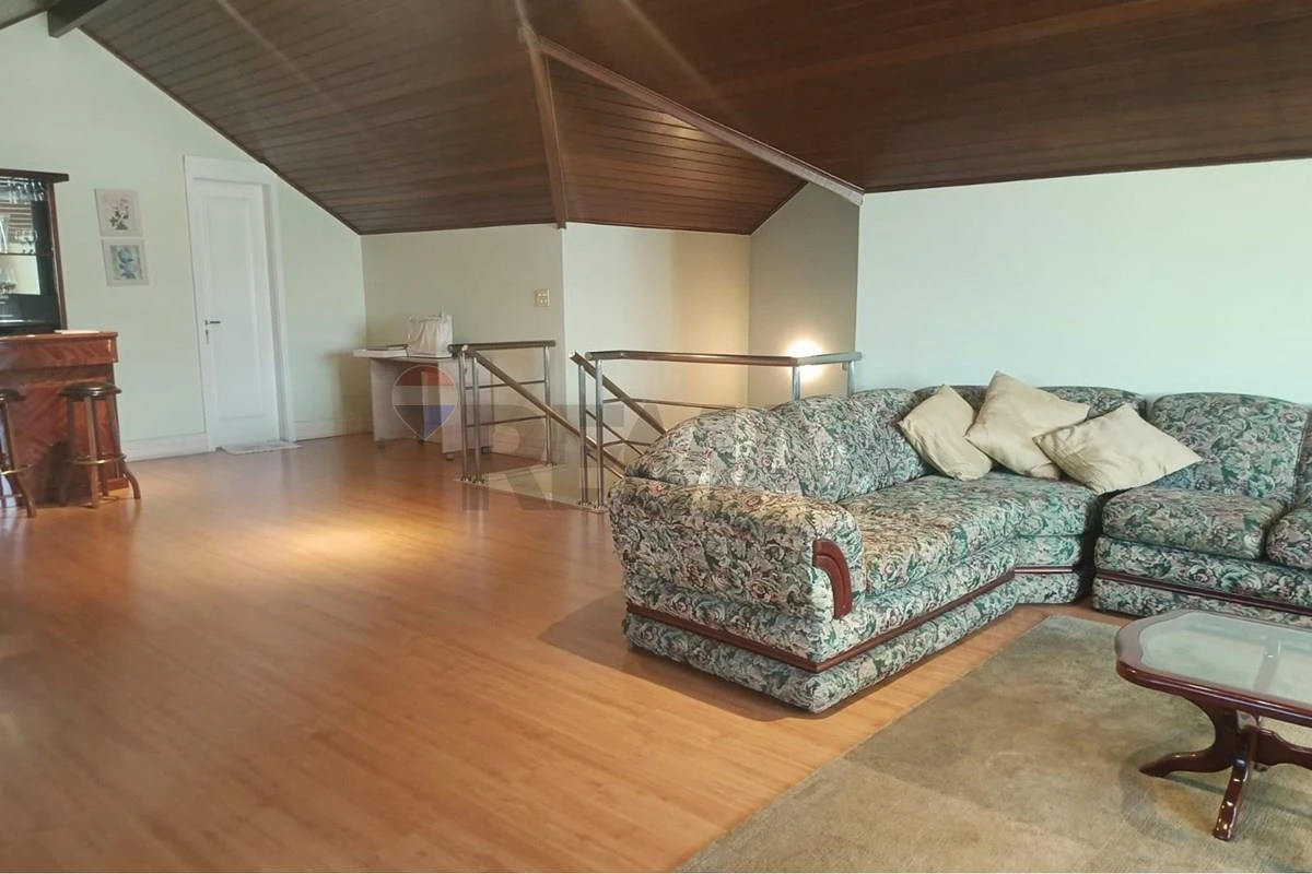 Furnished house with private garden and 5 parking spots — photo 45
