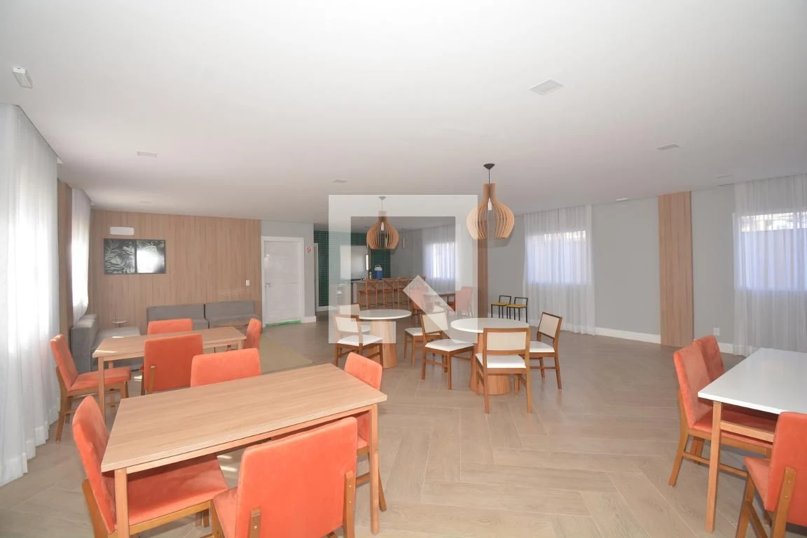 2-bedroom apartment in a building with a gym — photo 88