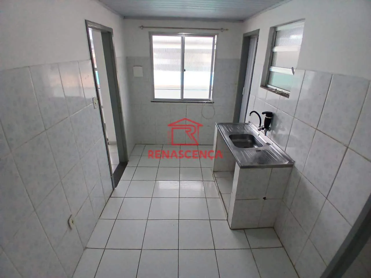 Casa com 2 quartos e varanda, cozinha separada — photo 21