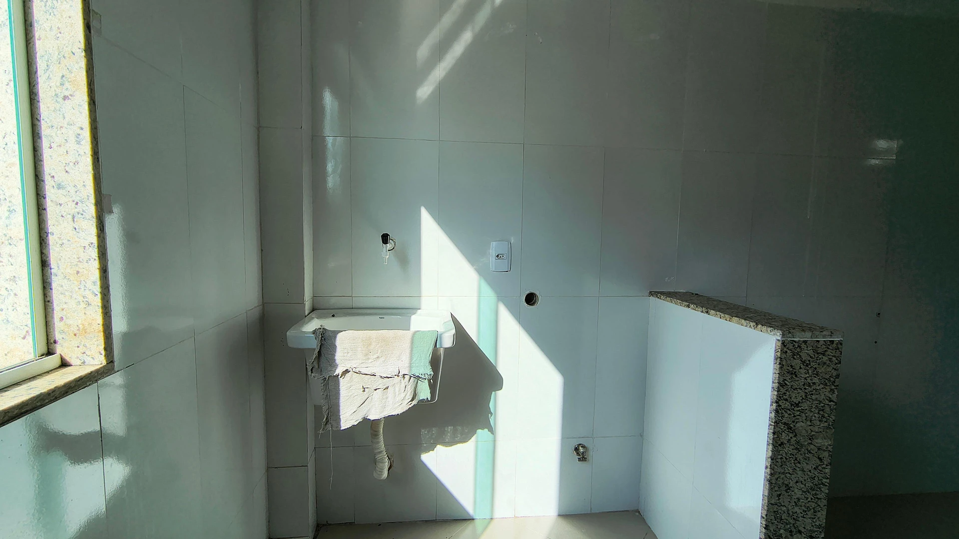 2-bedroom apartment with a mountain view in Rio de Janeiro — photo 21